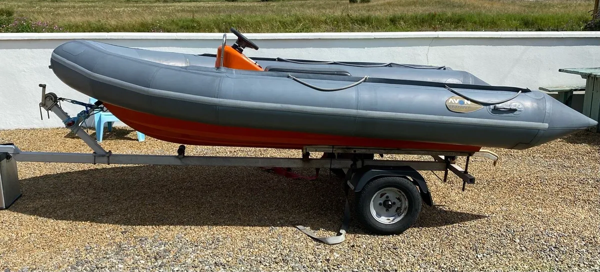 Classic Avon Searider 4m Rib - Image 1