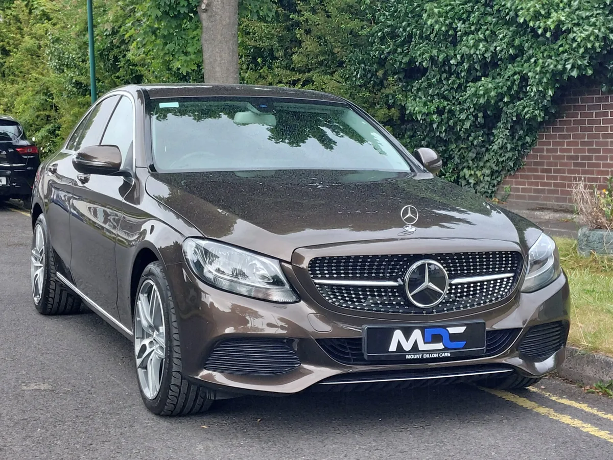 Mercedes C200 Petrol Automatic Exclusive 2016 - Image 4