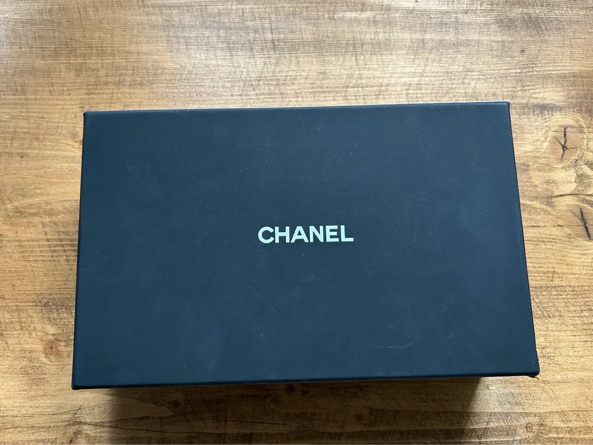 Chanel Classic woc bag - Image 1