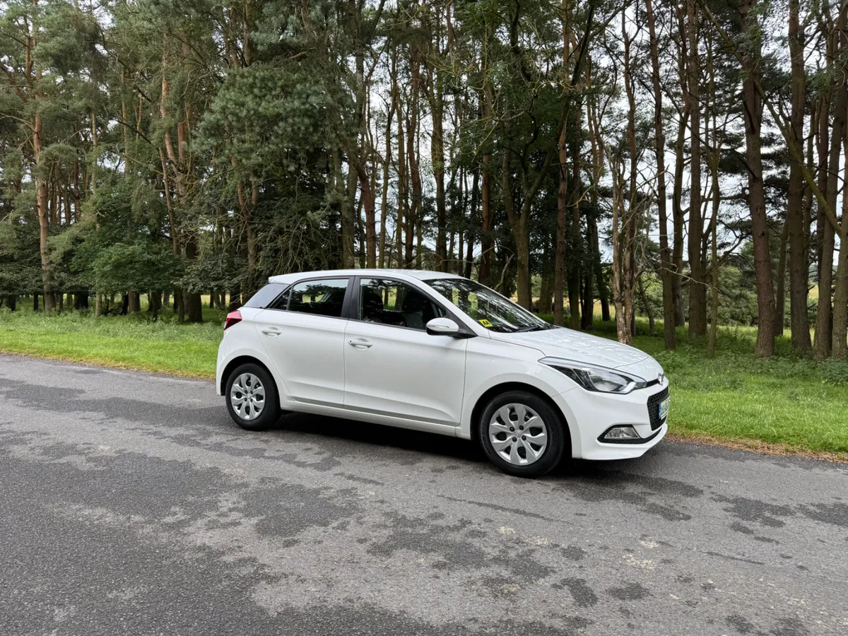 Hyundai i20 2016 Low KM - Image 1