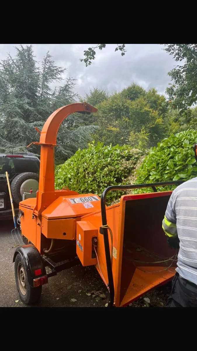 Woodchipper for hire - Image 1