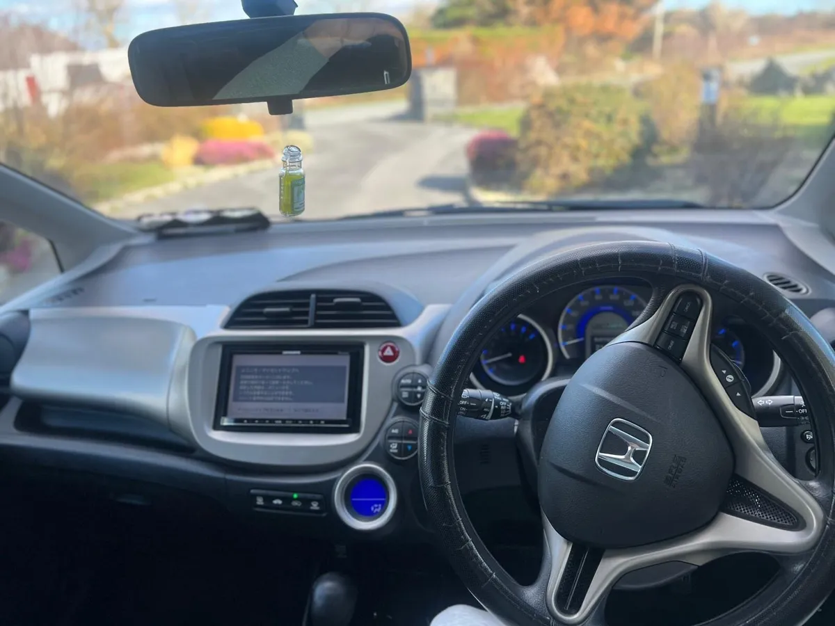 Car for sale - Image 3