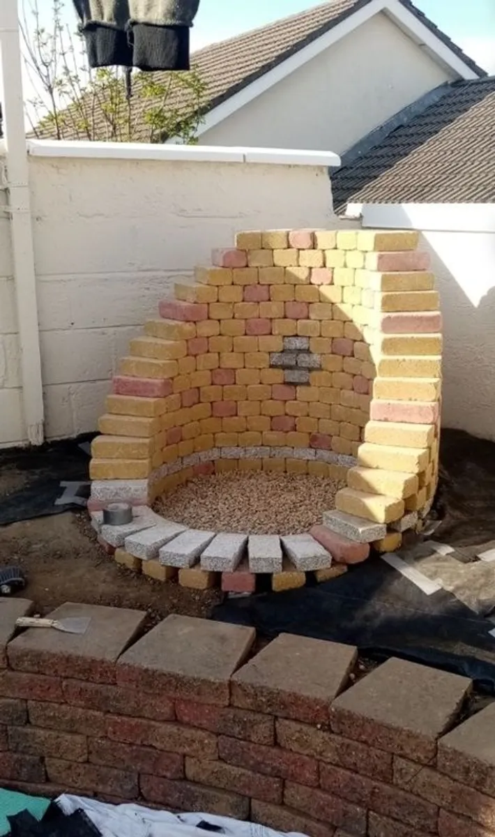 brick barbecue pit
