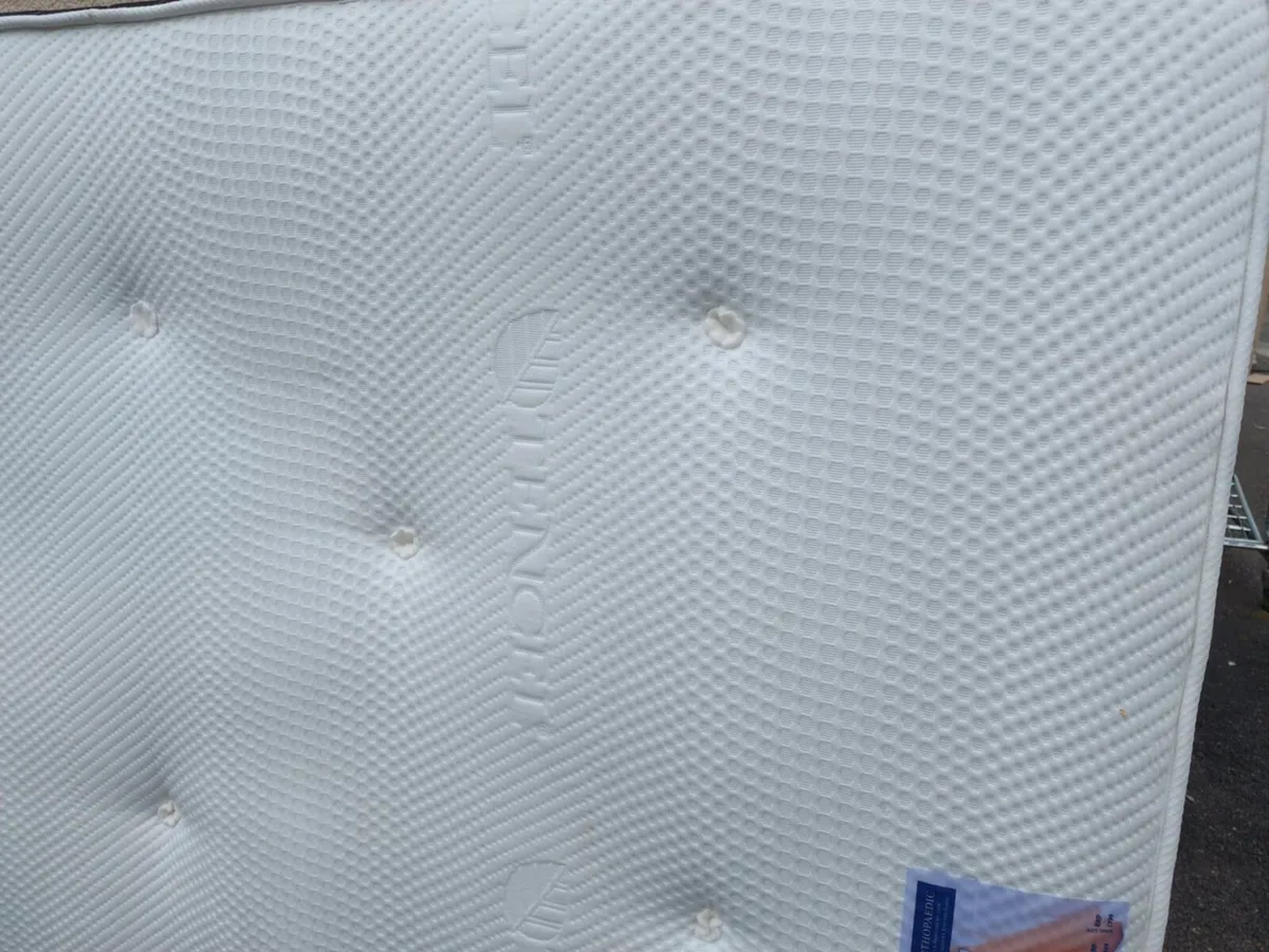 King size mattress - Image 4