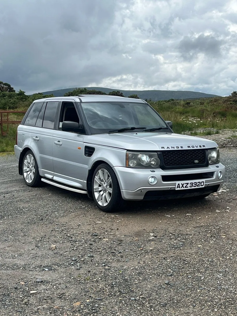 Range Rover - Image 1