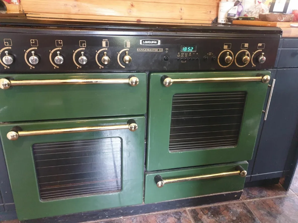 Gas Cooker. Rangemaster - Image 3