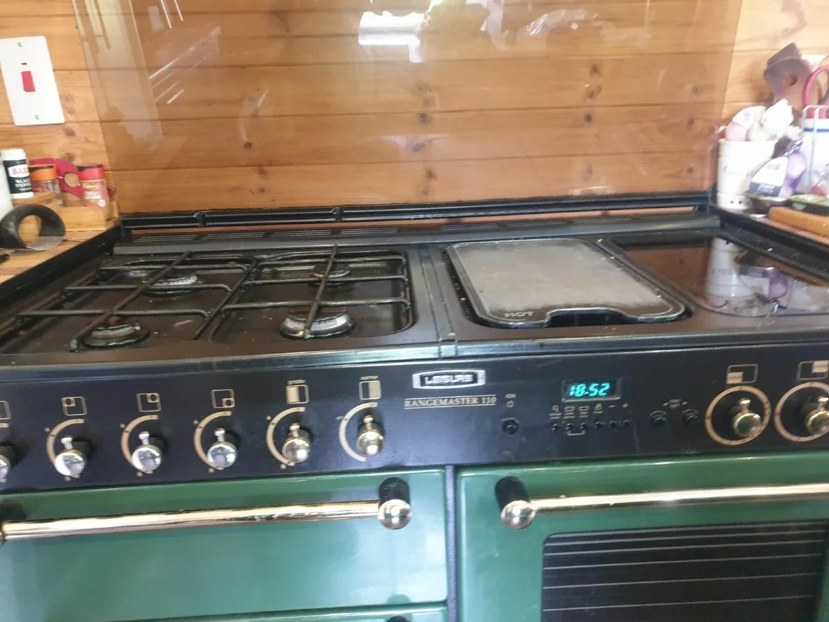 Gas Cooker. Rangemaster - Image 4