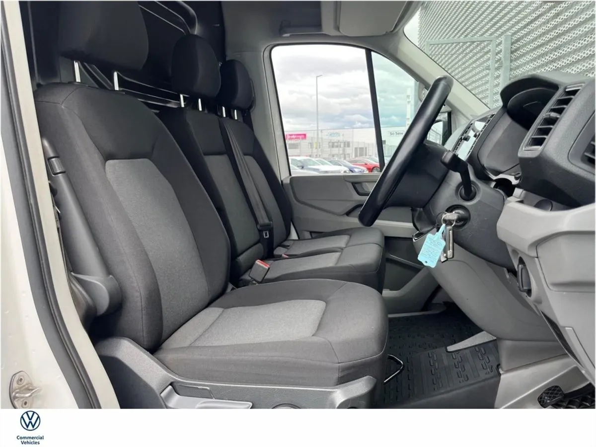 Volkswagen Crafter H 35 MWB 177BHP M6F 5DR - Image 2