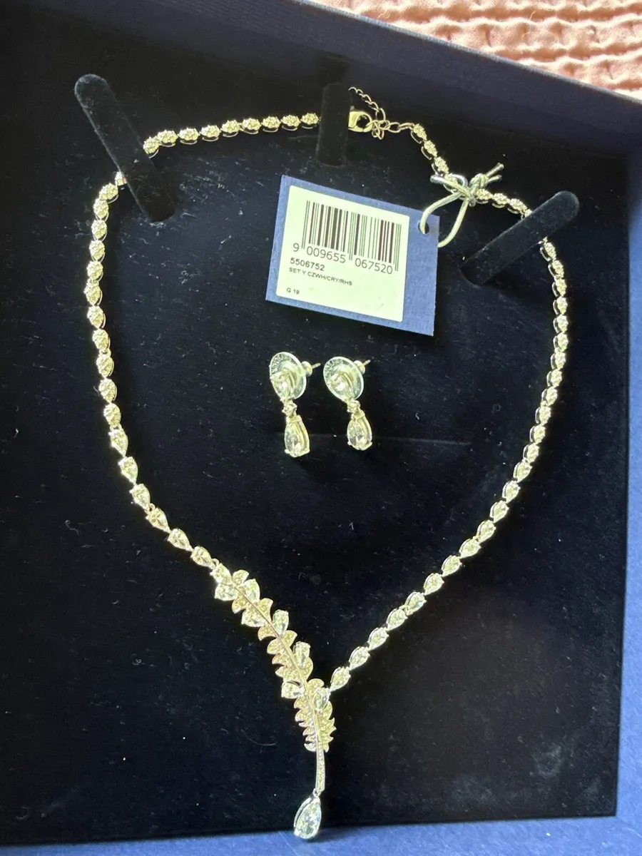 Jewelry - Image 1