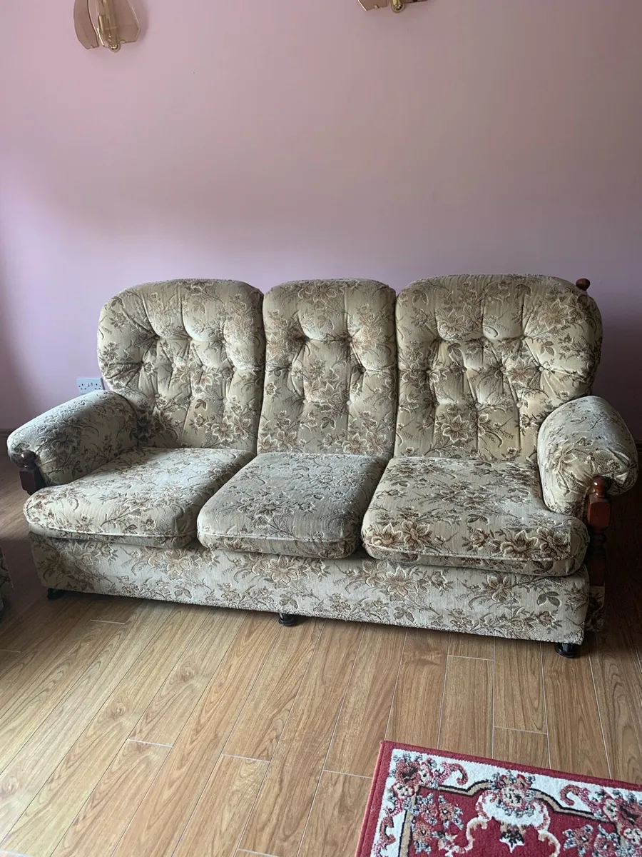 Three piece suite; two arm chairs & one couch. - Image 4