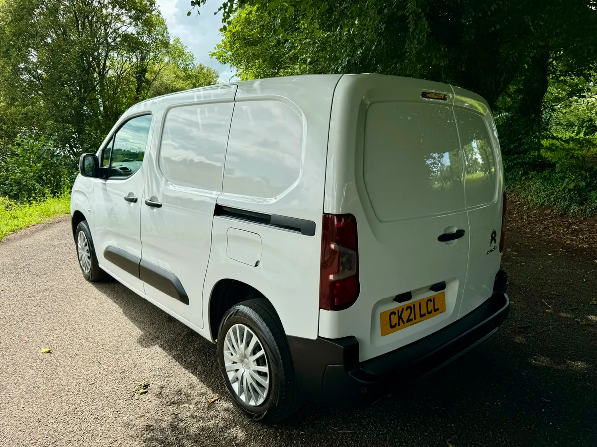 2021 Citroen Berlingo Enterprise (VRT €250) - Image 4