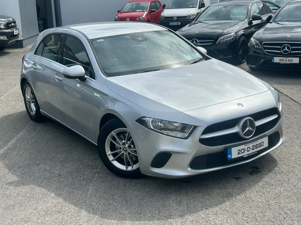 201 MERCEDES A16O D  MANUAL = LOW MILES = LEATHER - Image 2