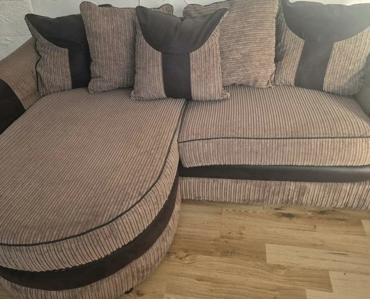 Chaise couch with Delivery - Image 1