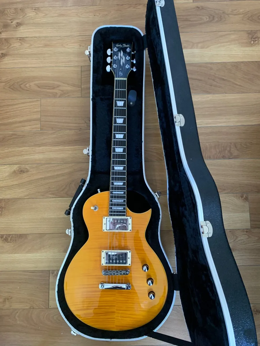 Electric Guitar - Image 1