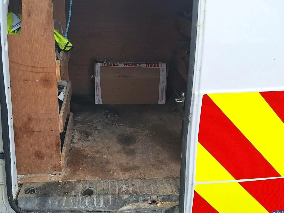 Nice clean 151 van for sale. 12 months DOE - Image 3