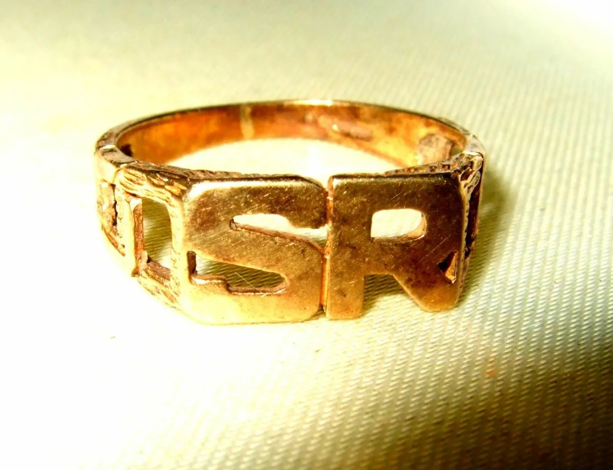 Vintage 9ct Gold Hallmarked 'Senior' Ring - Image 3