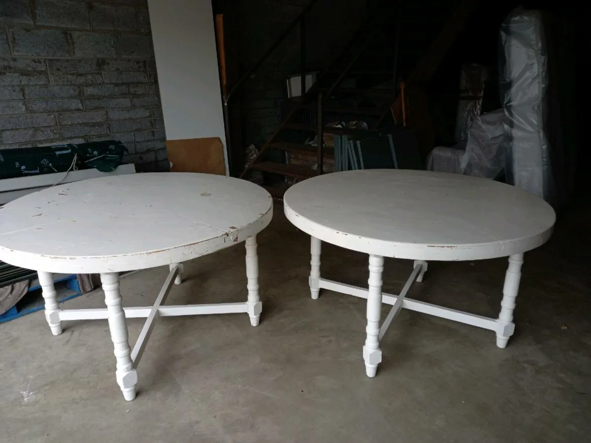 Round Mexican pine solid tables. 2 available - Image 1