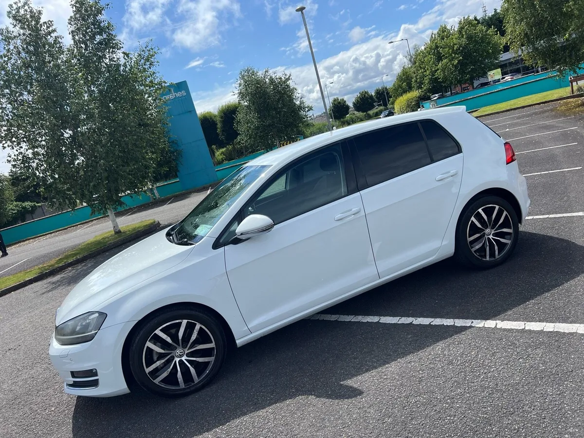 Volkswagen Golf 1.4 TSI DSG Highline - 2013- Auto - Image 1