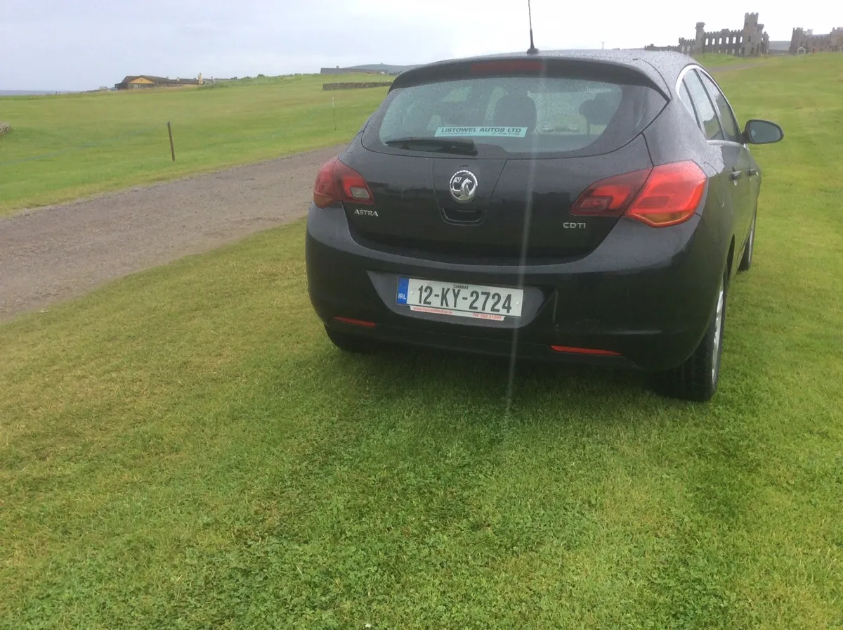 2012 Opel Astra 1.7L diesel TDCI - Image 2