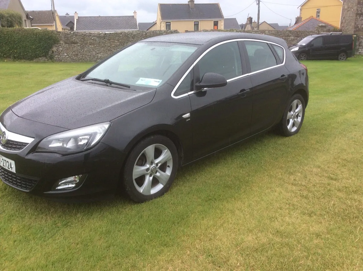 2012 Opel Astra 1.7L diesel TDCI - Image 4