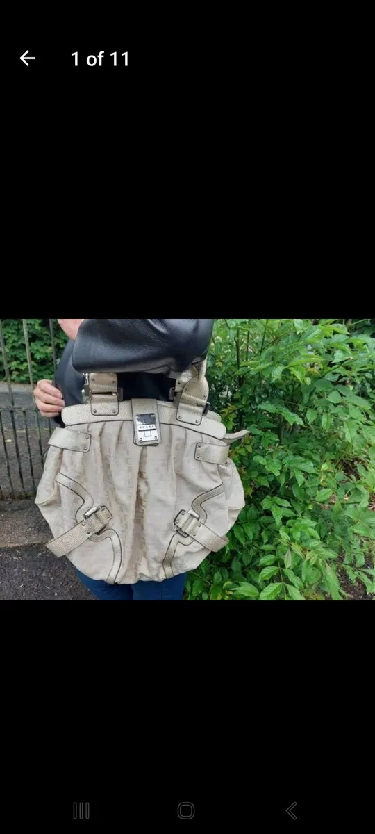 Large Guess bag (free postage) - Image 1