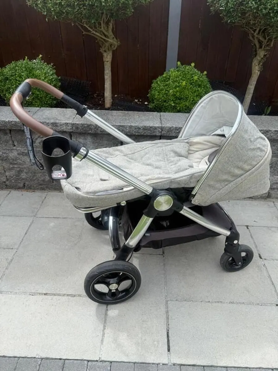 Mamas & Papas Ocarro All Terraine Pushchair Bundle - Image 4