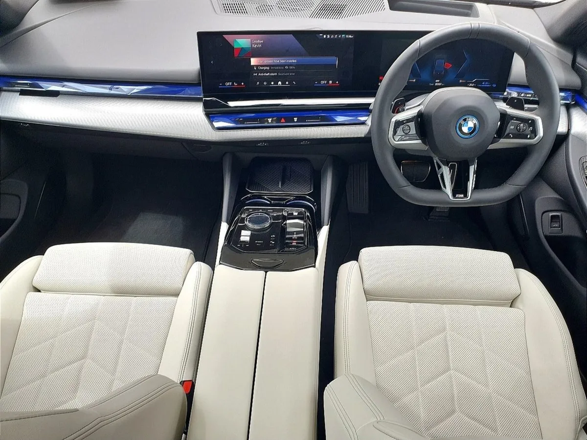 BMW 5 Series 530e M Sport - Image 4