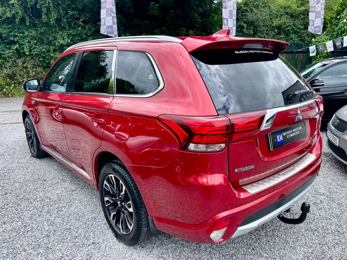 171 Mitsubishi Outlander Phev 2.0 - Image 3