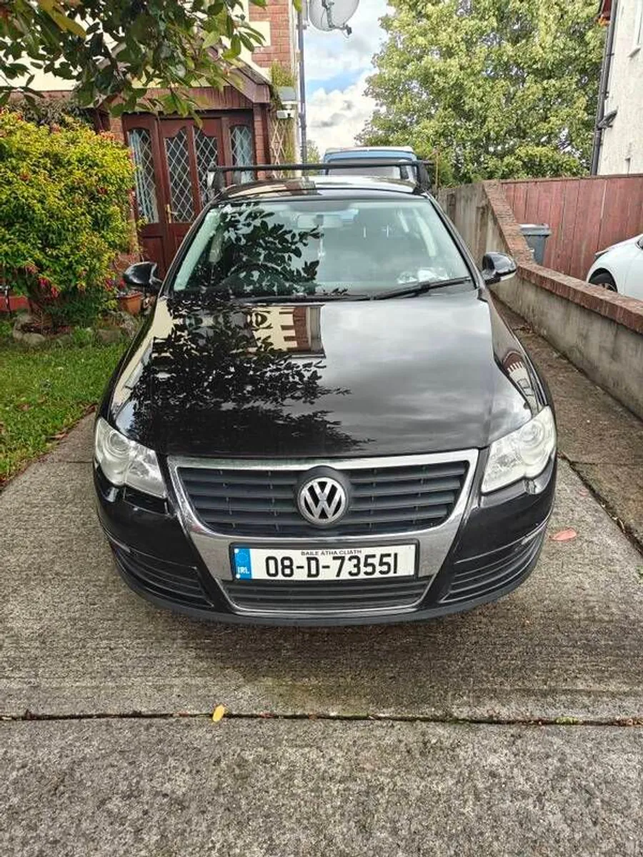 2008 Volkswagen Passat - Image 1