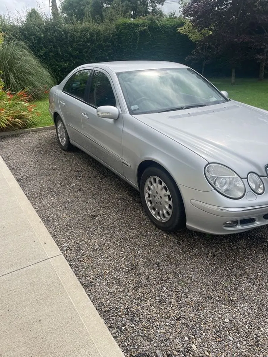 2006 Mercedes-benz E-class - Image 2