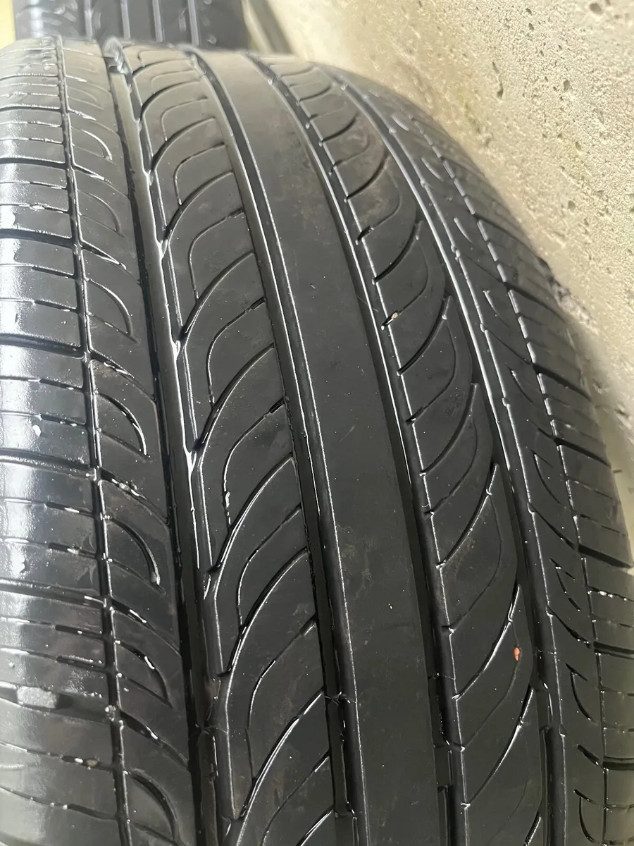 VW 16inch Alloys B7 Passat - Image 2