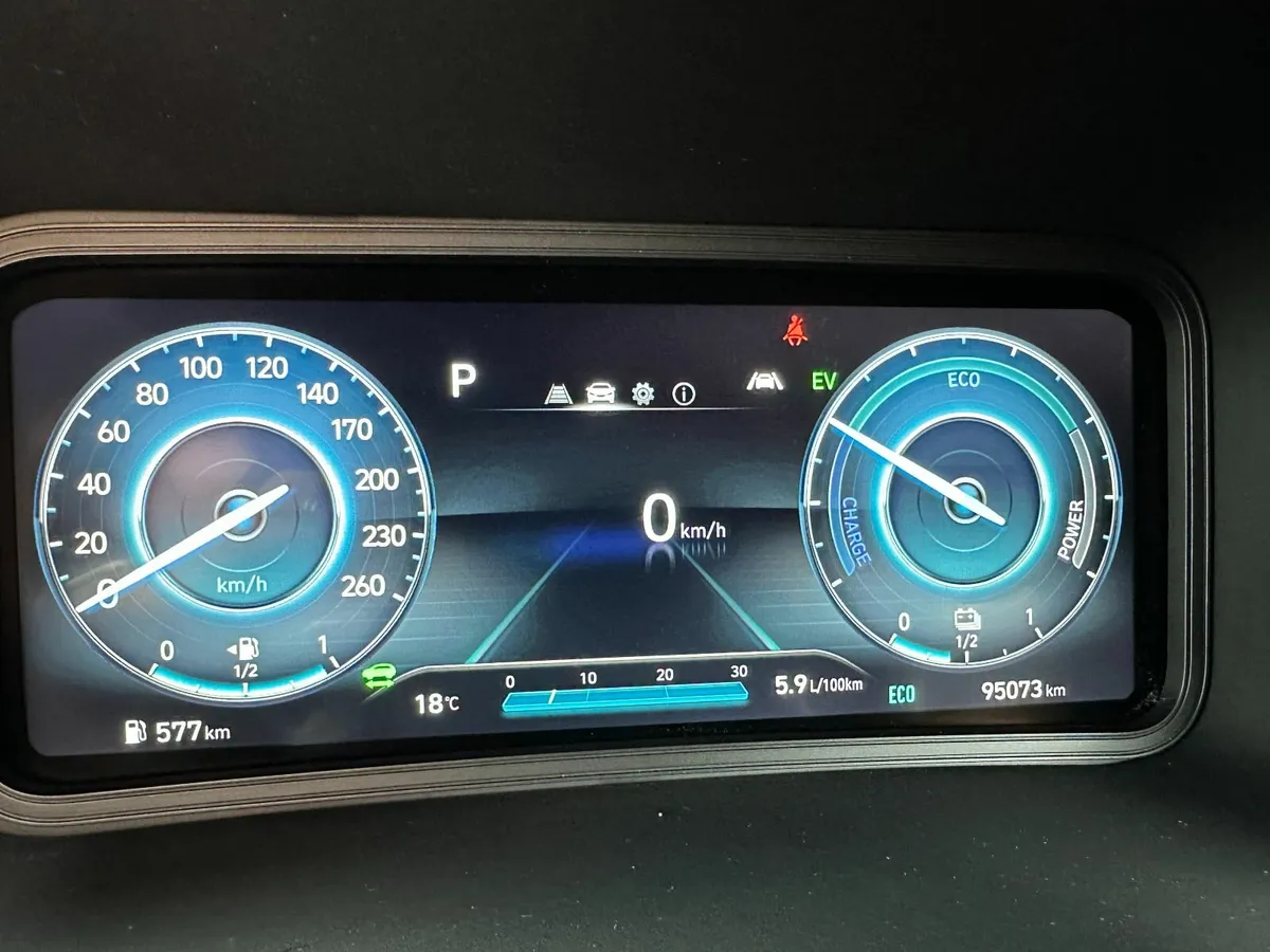 Hyundai KONA 2021 - Image 4