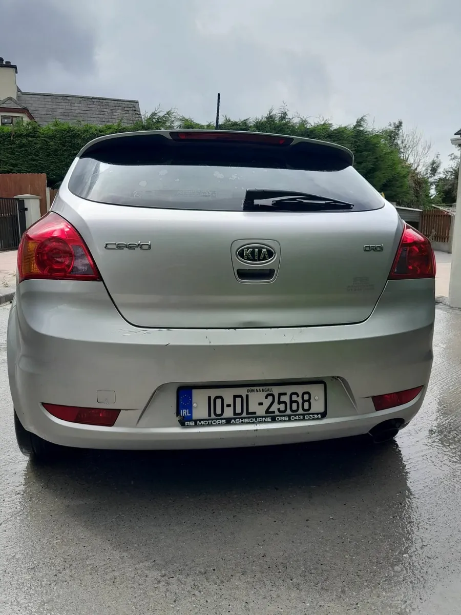 Kia Ceed 2010 - Image 3