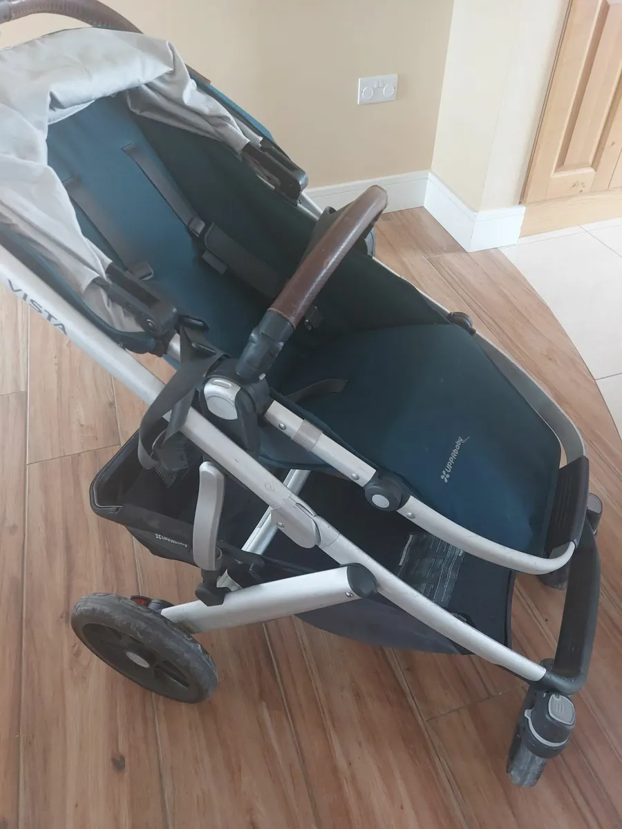 Uppababy Vista 2 - Teal colour Travel System - Image 1