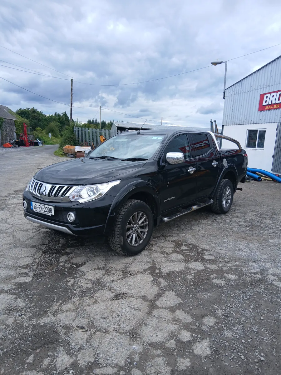 2016 Mitsubishi L200 for sale. - Image 1