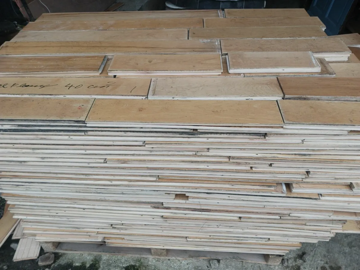 Wooden flooring - Image 4
