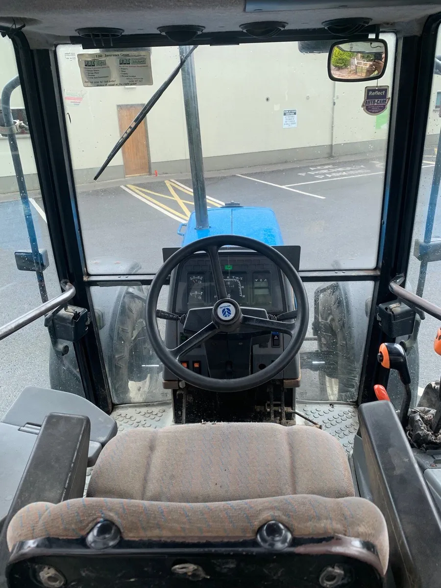 New Holland 7840 - Image 2
