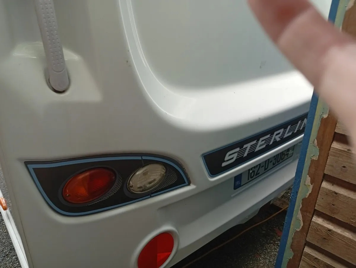 Caravan - Image 4