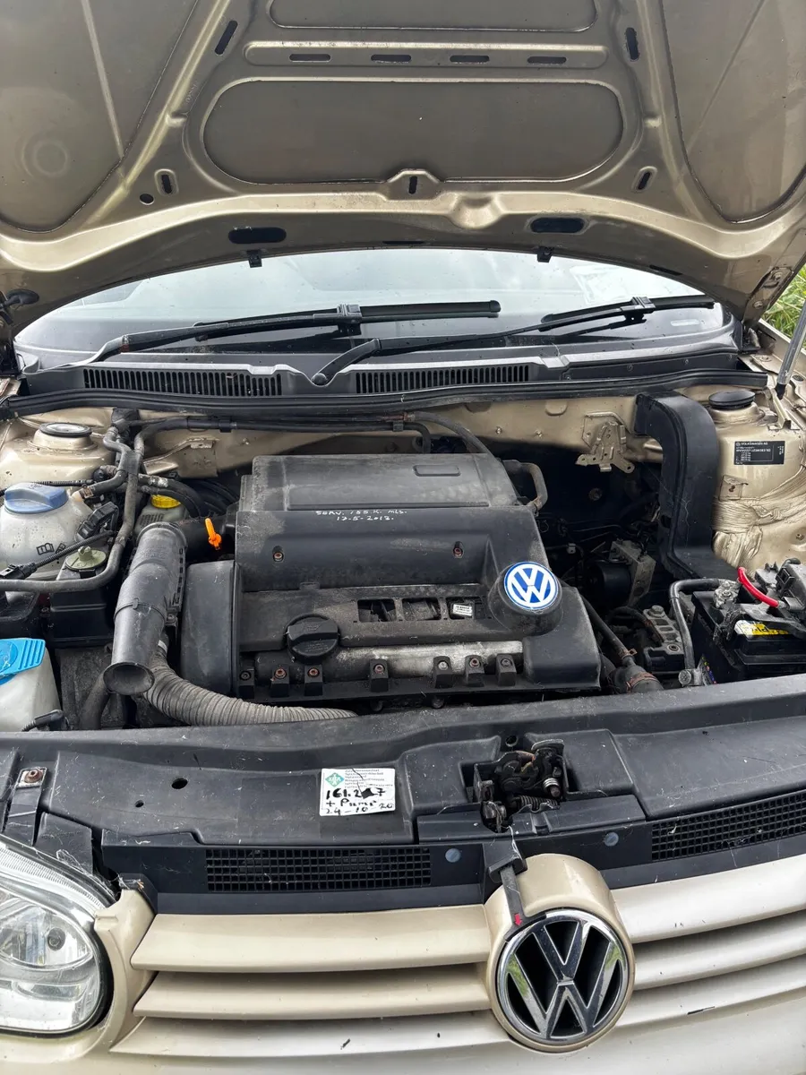 Volkswagen Golf 2003 - Image 3