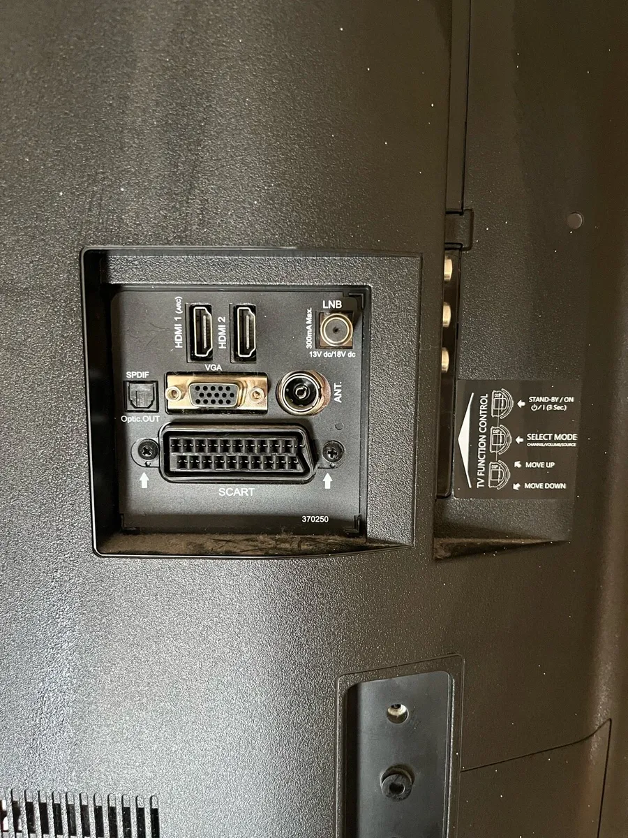 50 inch TV - Image 4