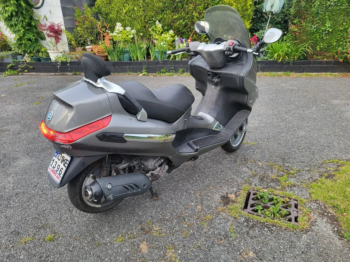 PIAGGIO X EVO - Image 2
