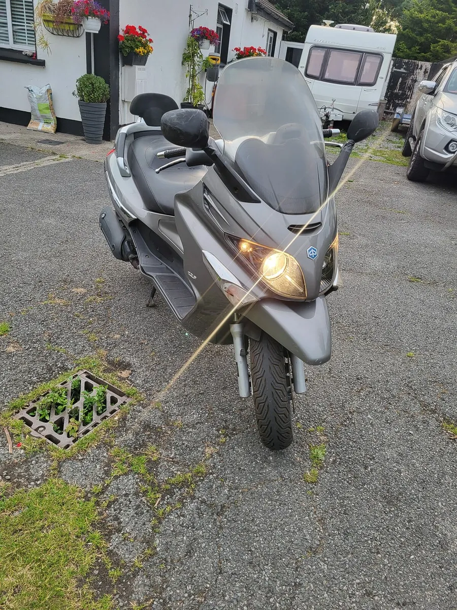 PIAGGIO X EVO - Image 4
