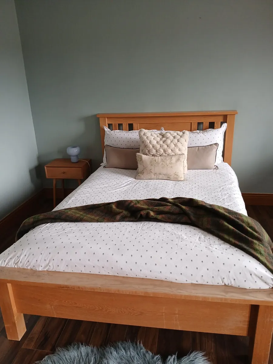 Double bed frame 4ft6 - Image 1
