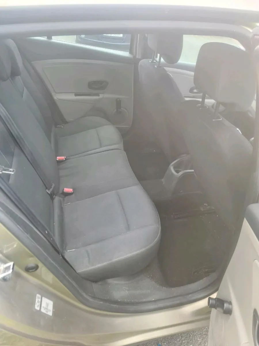 Renault Megane hatchback - Image 4