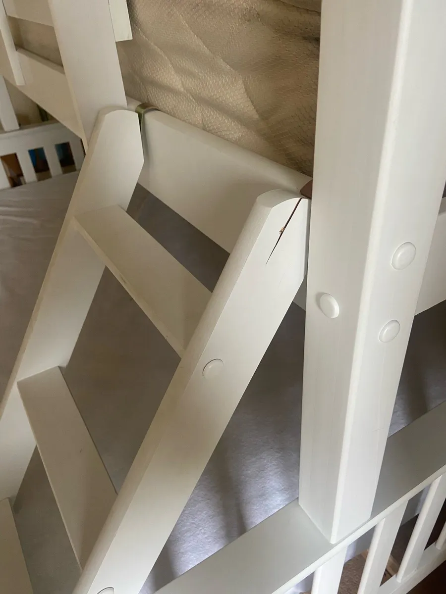 Triple bunk bed frame - Image 3