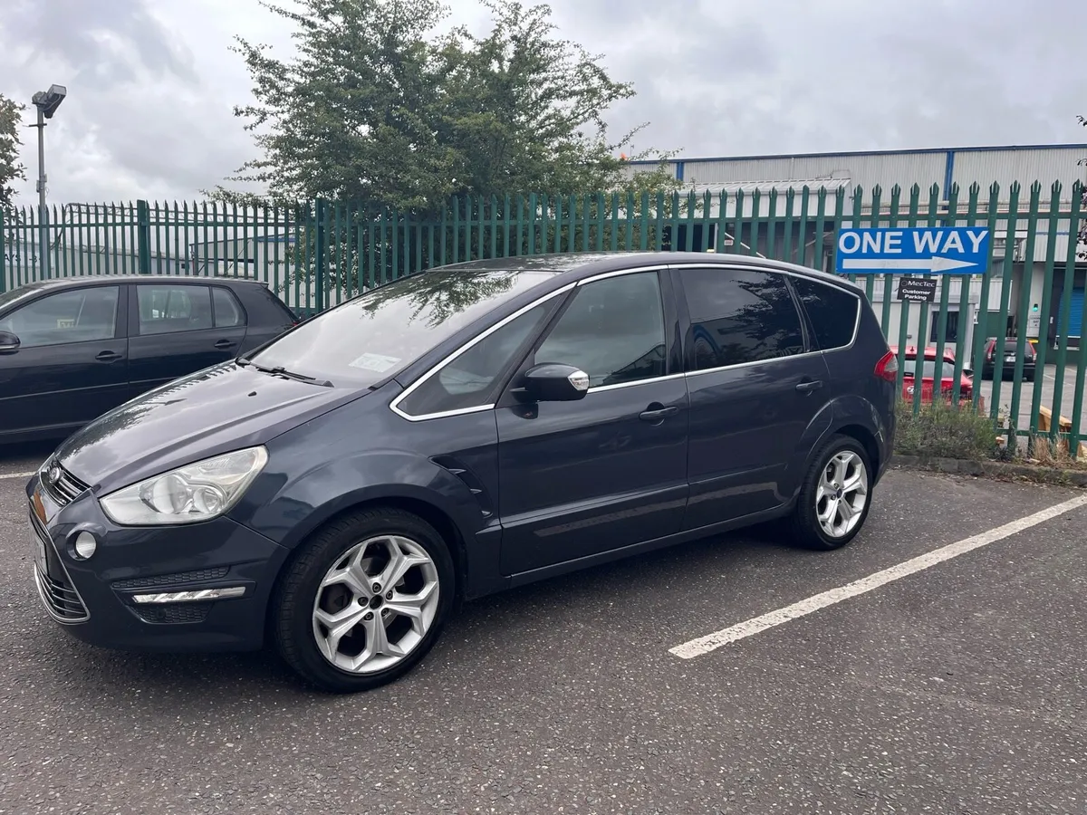 Ford S-MAX titanium edition - Image 4