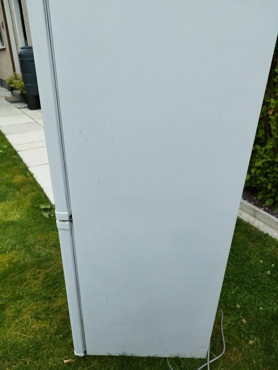 Fridge freezer - Image 3