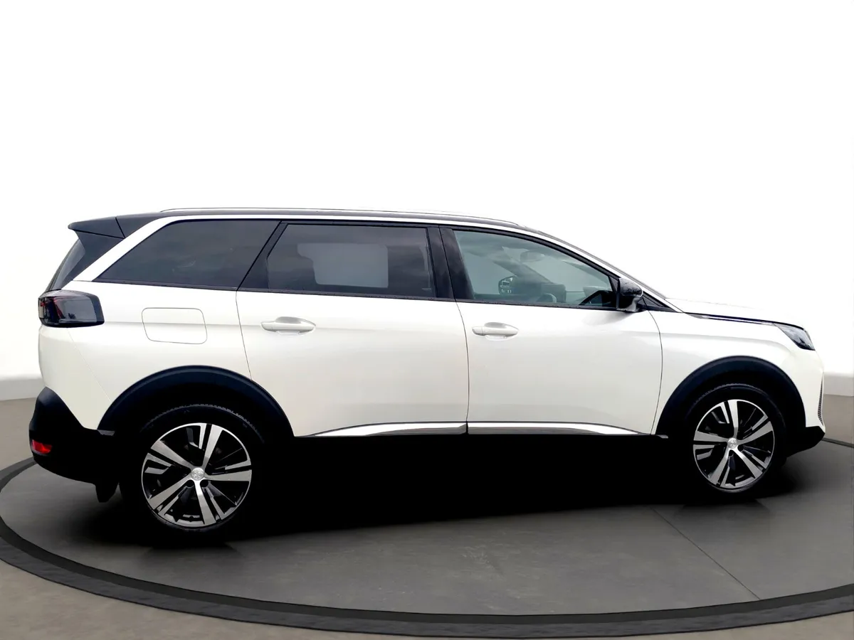 Peugeot 5008 HDI Auto Allure - Image 3