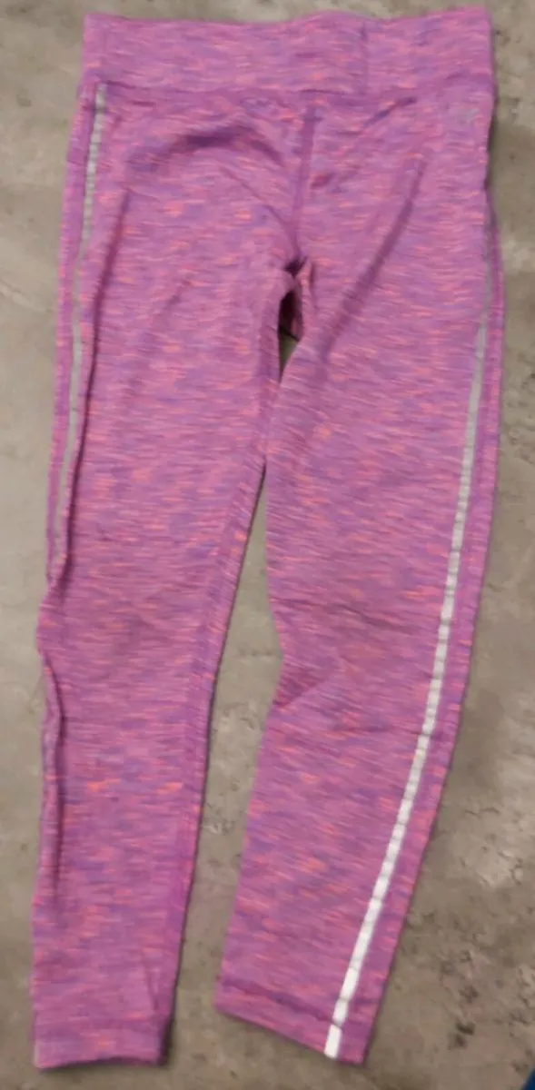 Pink leggings - Image 1