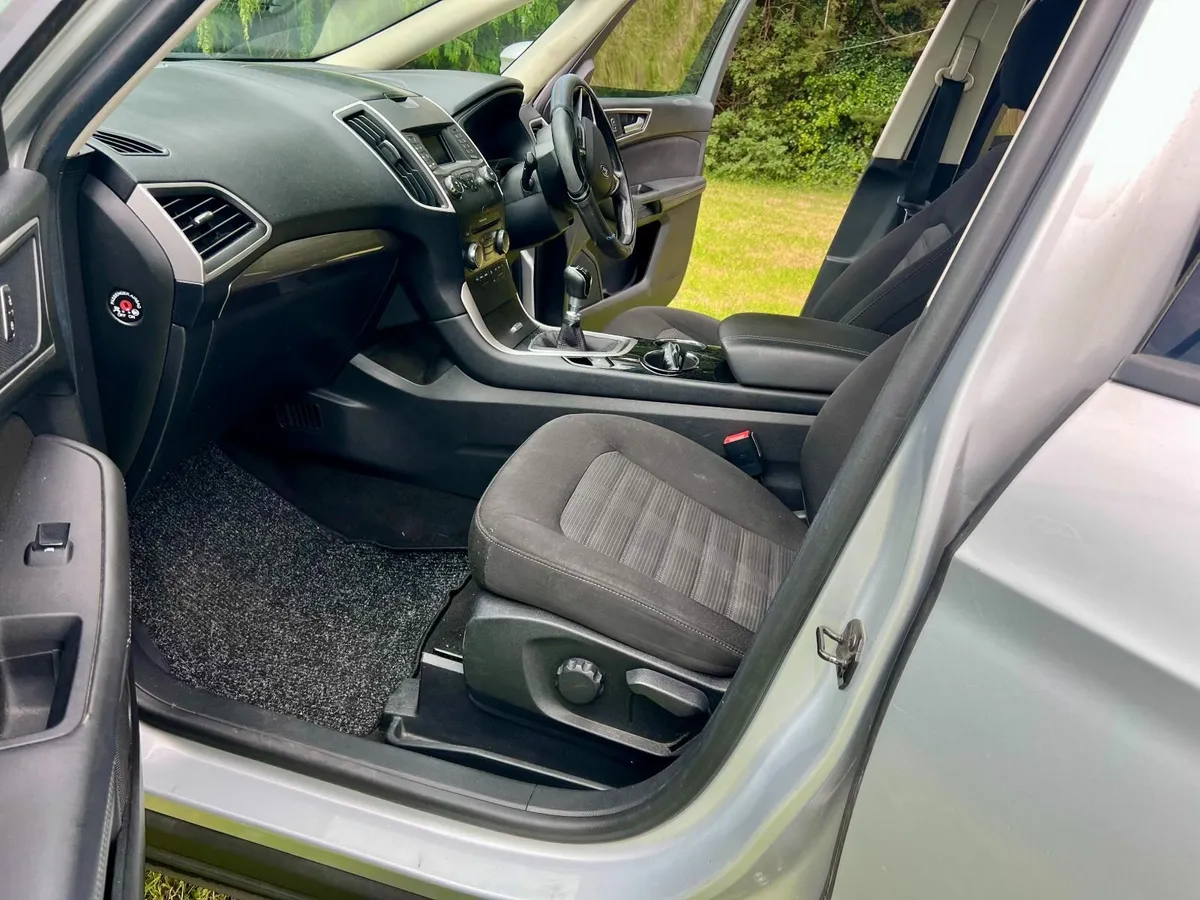 Ford Galaxy 2016 - Image 3
